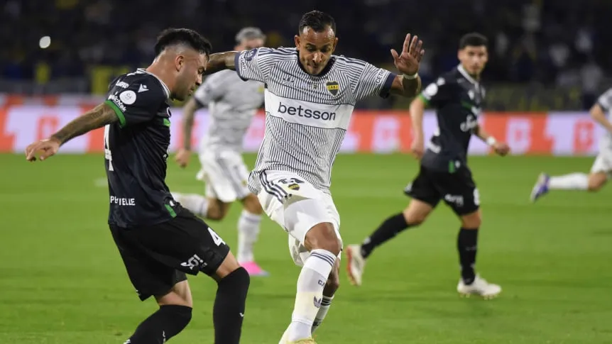 Vélez evalúa reclamar ante la AFA por la inclusión de seis extranjeros en la planilla de Boca