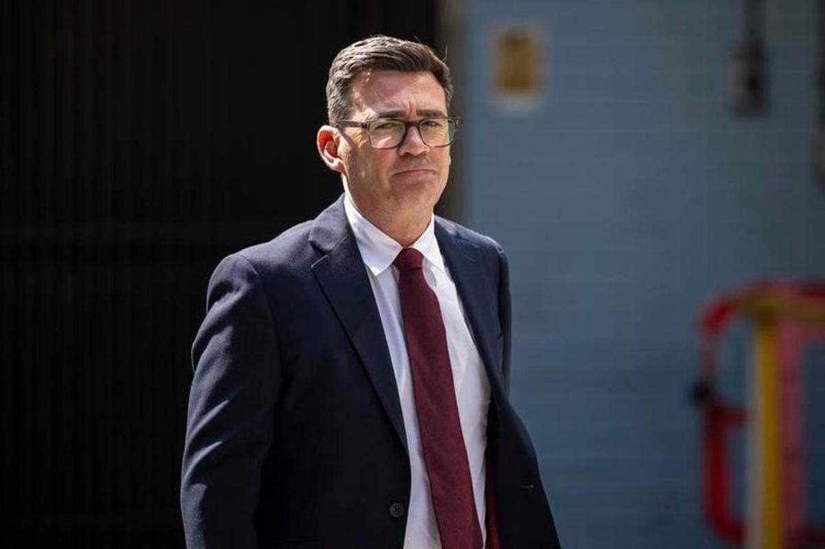 El primer ministro británico reafirmó la postura sobre Malvinas tras la avanzada argentina