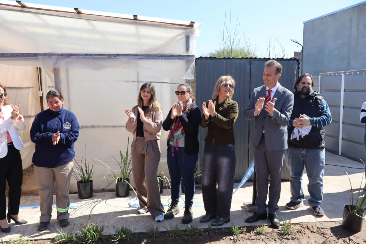 Quedó oficialmente inaugurado el vivero inclusivo “Sembrando Futuro” en la ciudad de Oliva
